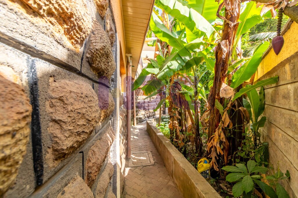 Kitengela Mansion Photos (77)